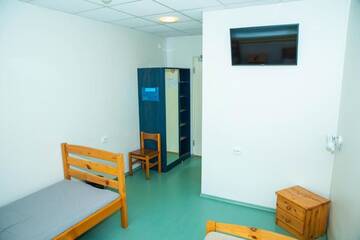 Фото номера Двухместный номер с 2 отдельными кроватями Хостелы Tamsalu Spordikompleksi Hostel г. Tamsalu 5